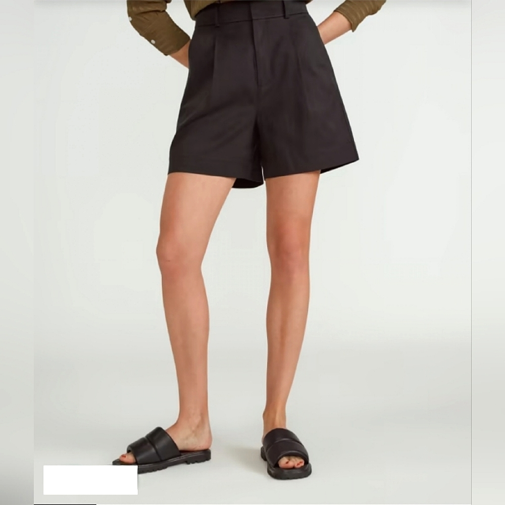 Everlane Way high Short